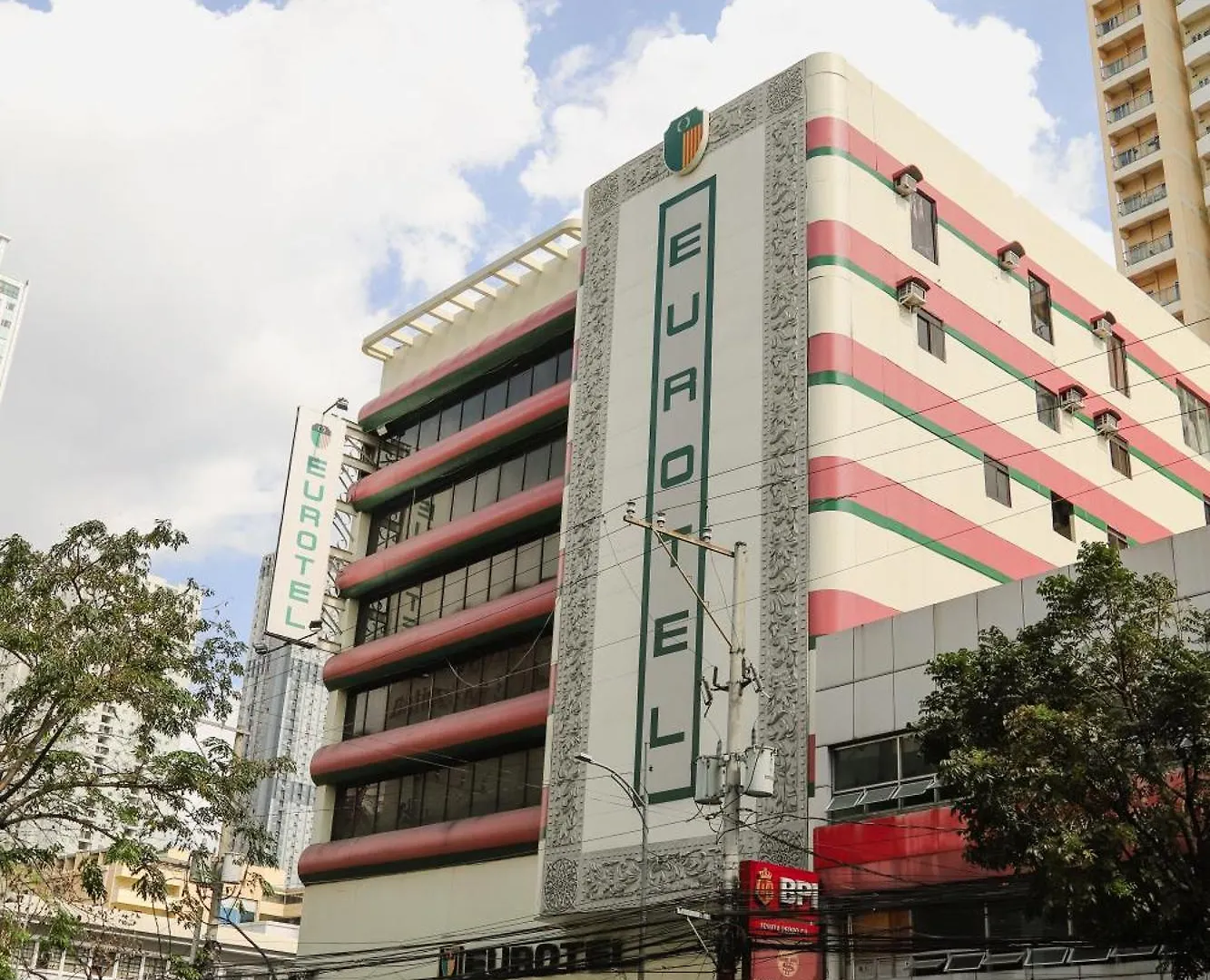 6 Smart Airport Hotels Near Manila Zoo Worth Booking