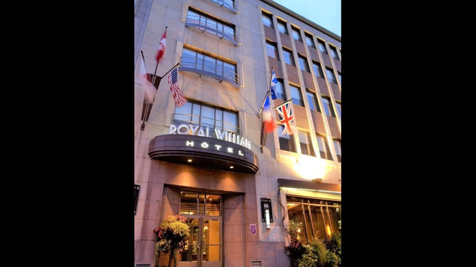 9 Romantic Hotels Near Cartier-Brébeuf Worth Booking