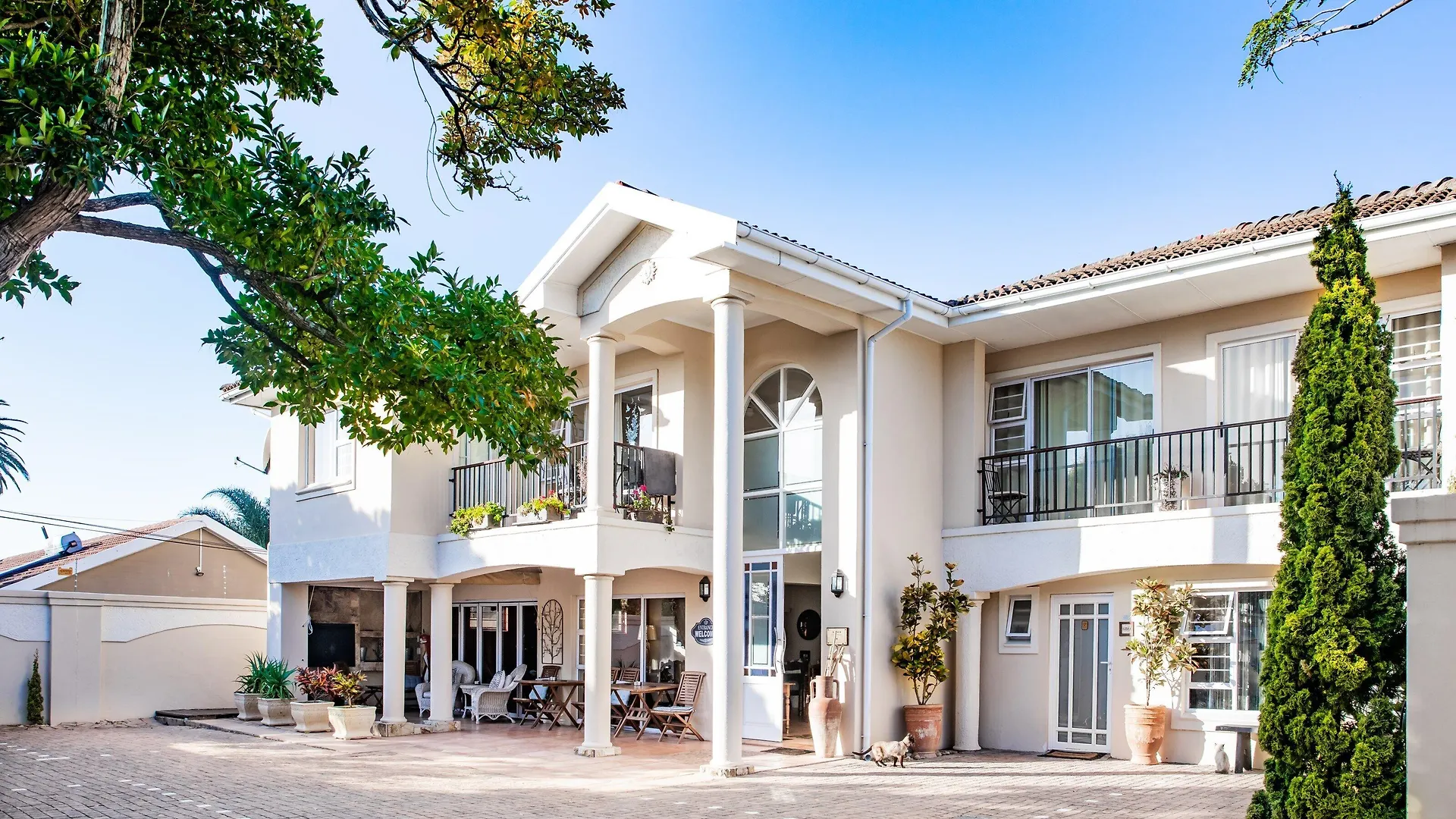 4 Top 4-Star Hotels Near Cambridge East London Worth Booking