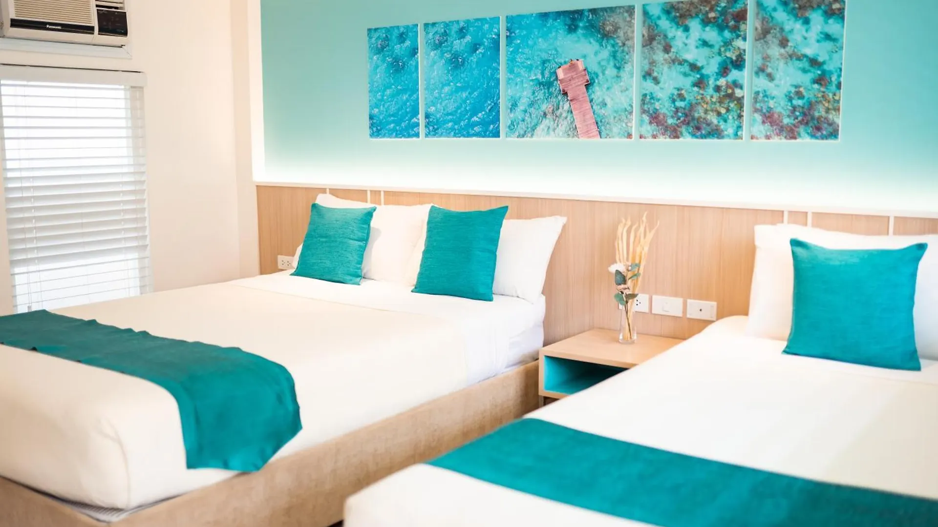 Staying In Balabag: 9 Business Hotels Compared