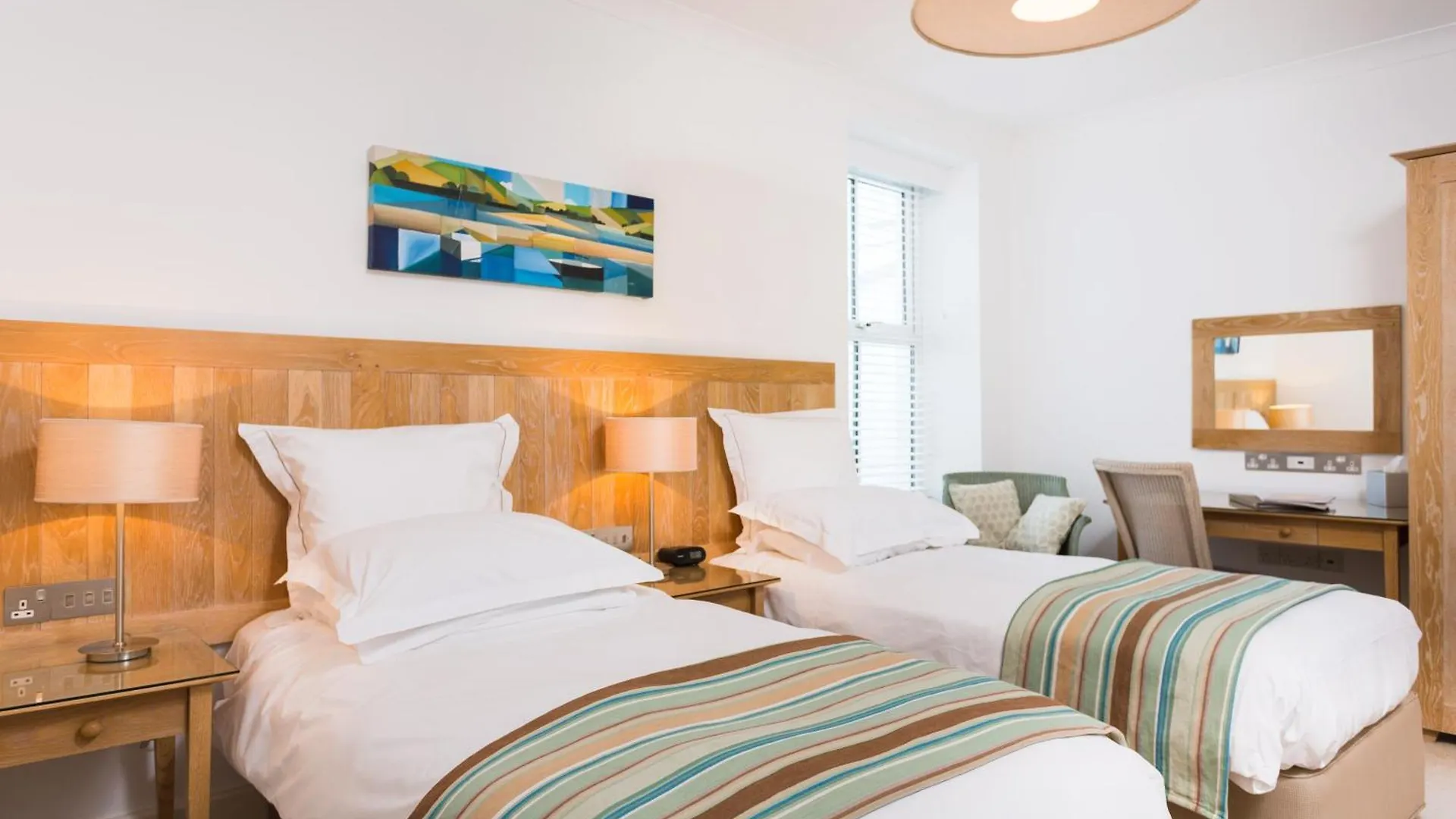 Where to Stay in Cornwall: 9 Best Budget Hotels