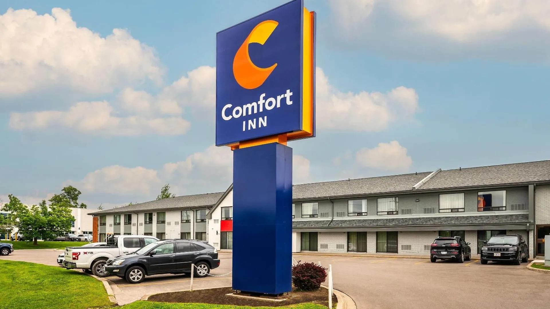 7 Budget Hotels Close to Galerie D'art de L'universite Moncton