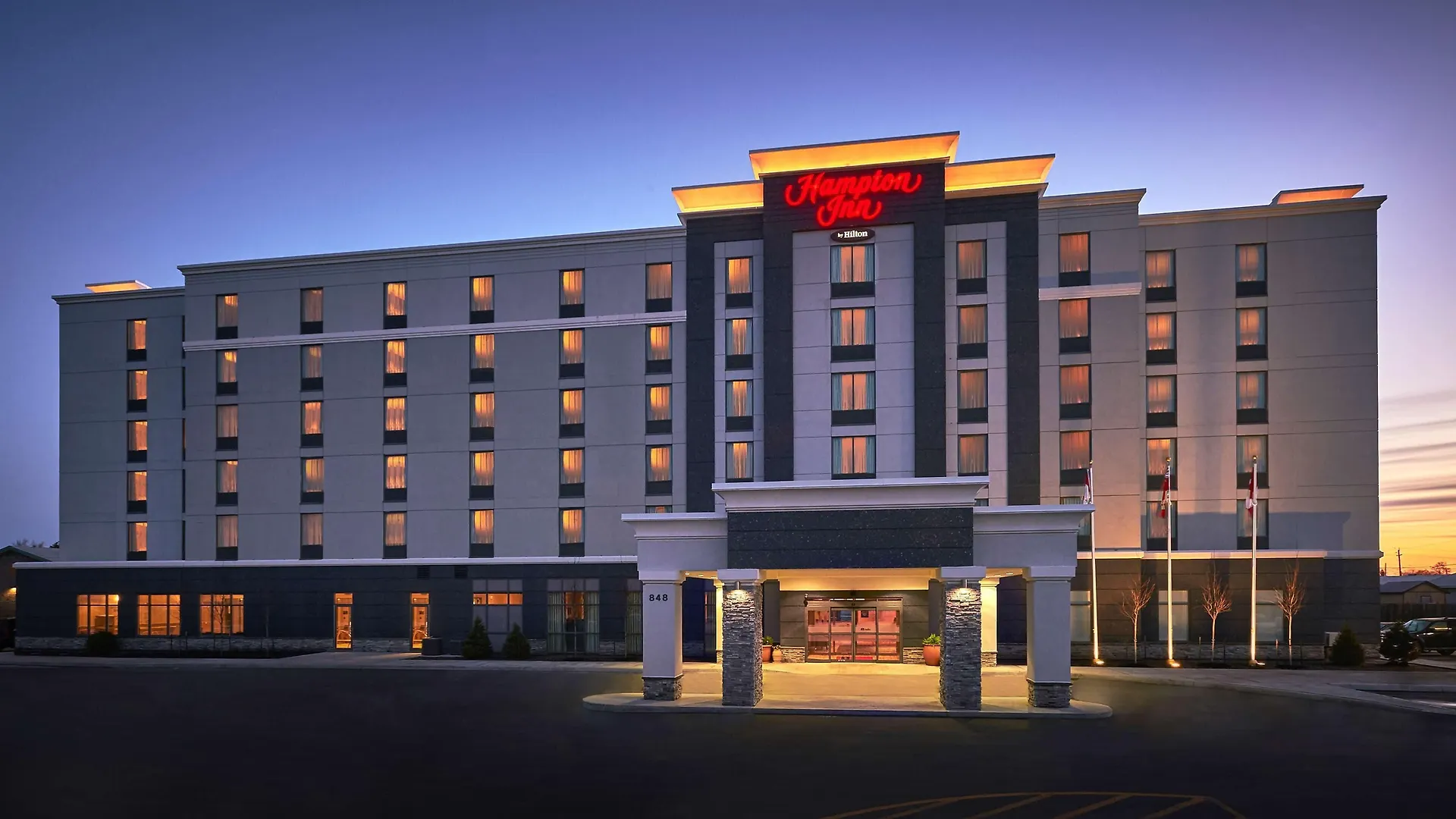 Where to Stay in Ontario: 7 Best Hampton by Hilton Hotels