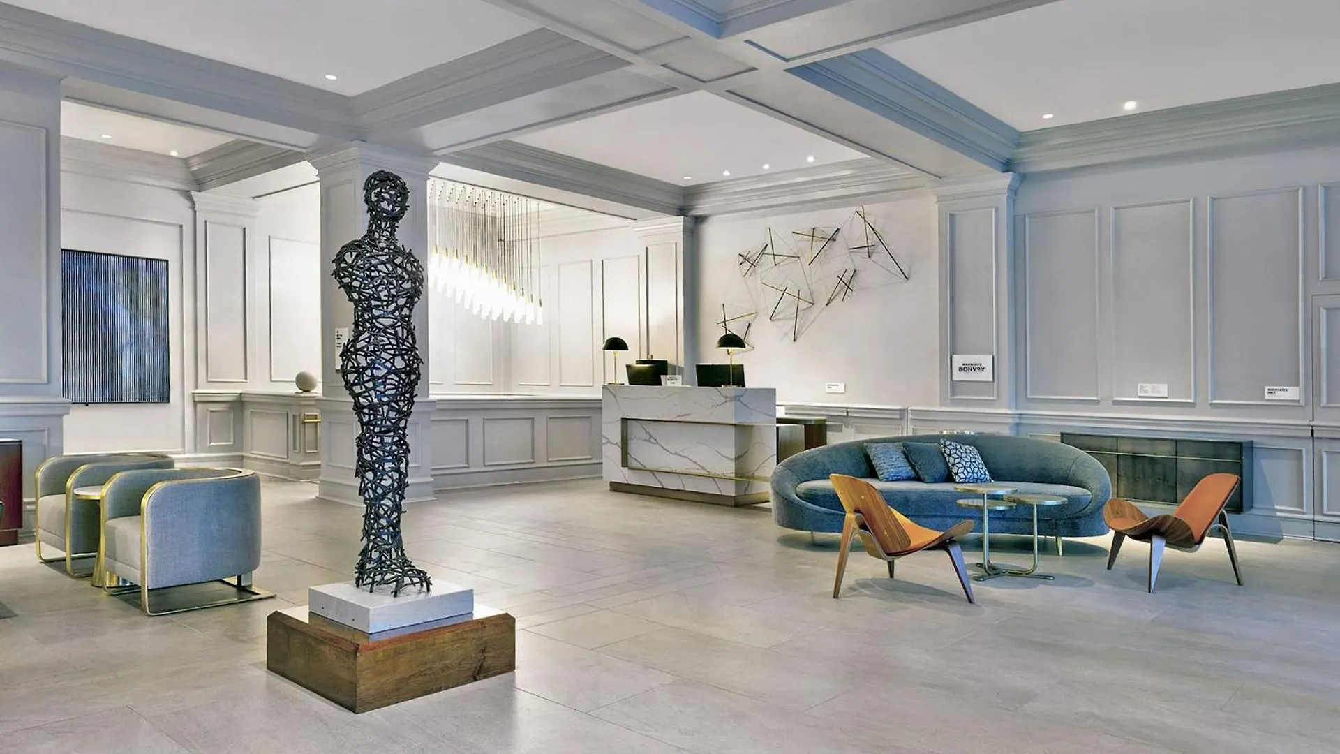 4 Smart 4-Star Hotels Near Saint Louis University