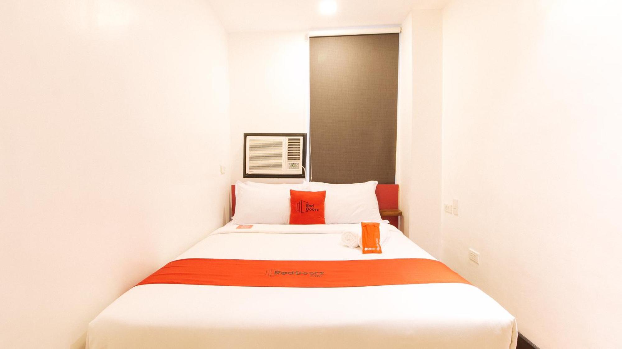 4 Three-Star Hotels Near Star City Worth Booking