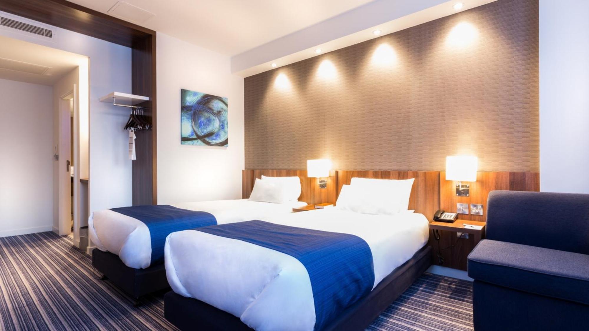 5 Exceptional Design Hotels Close to Springhead Park, Leeds