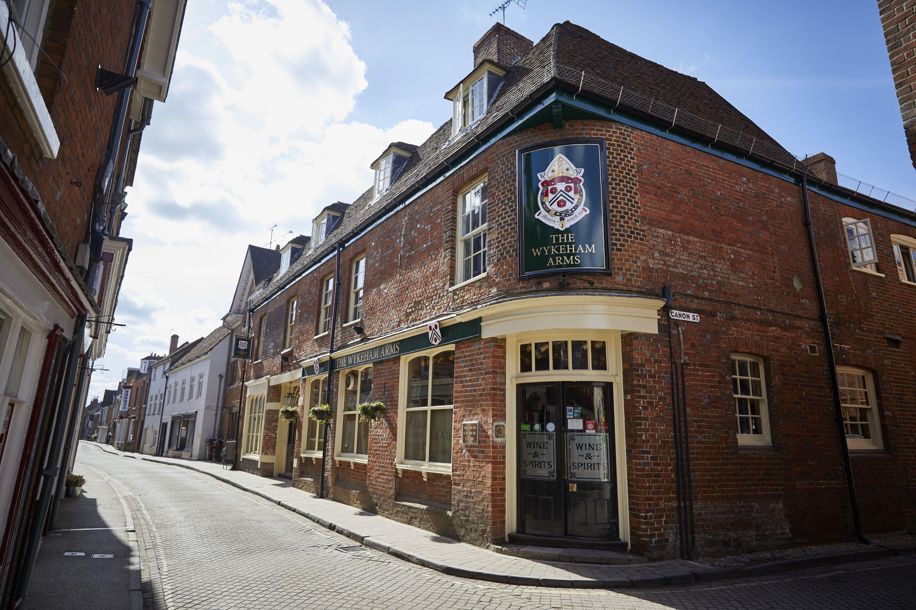 4 Romantic Hotels Near Intech Winchester Worth Booking