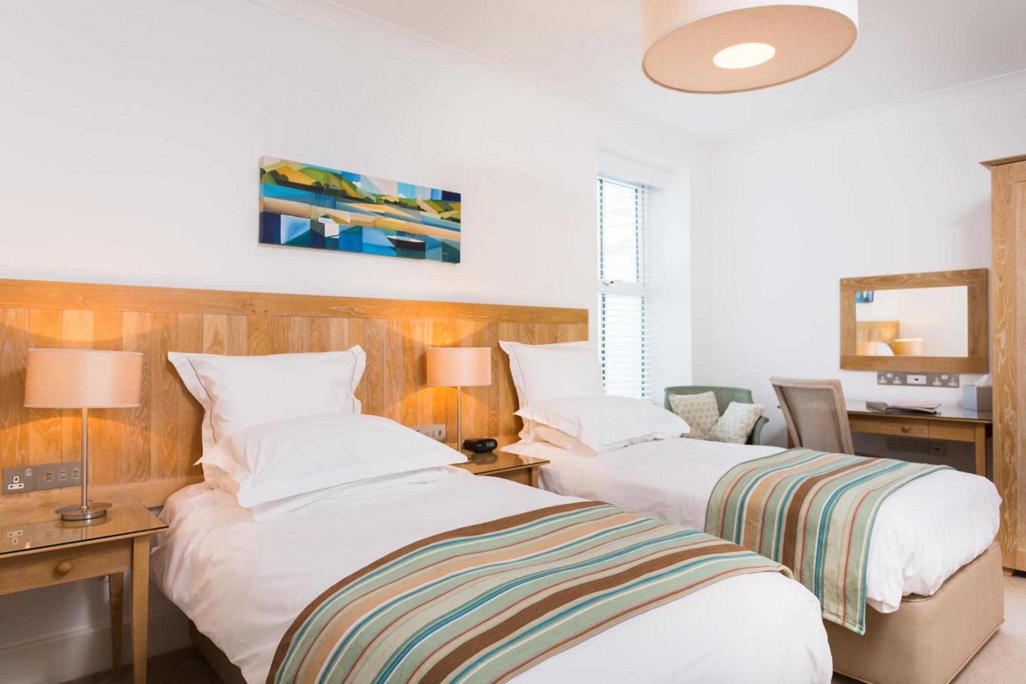 Where to Stay in Cornwall: 9 Best Budget Hotels