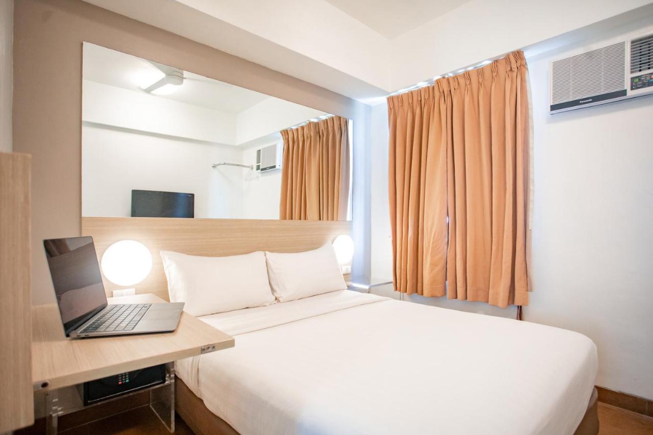 Staying Near SandBox - Alviera: 5 Hotels Compared