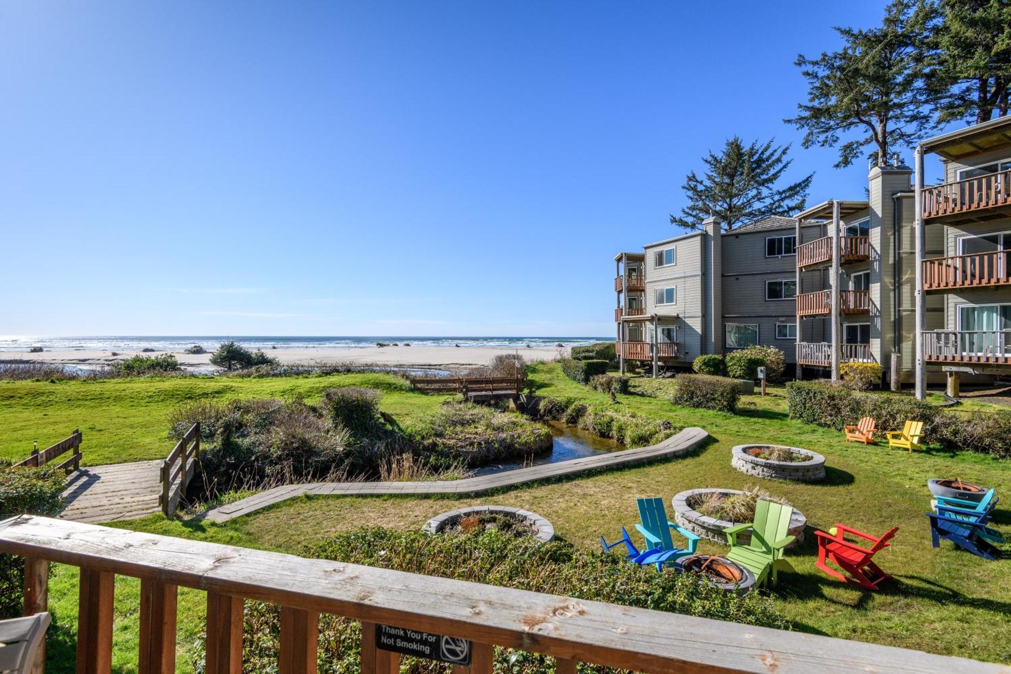 4 Family Hotels Near Oregon Undersea Gardens, Newport