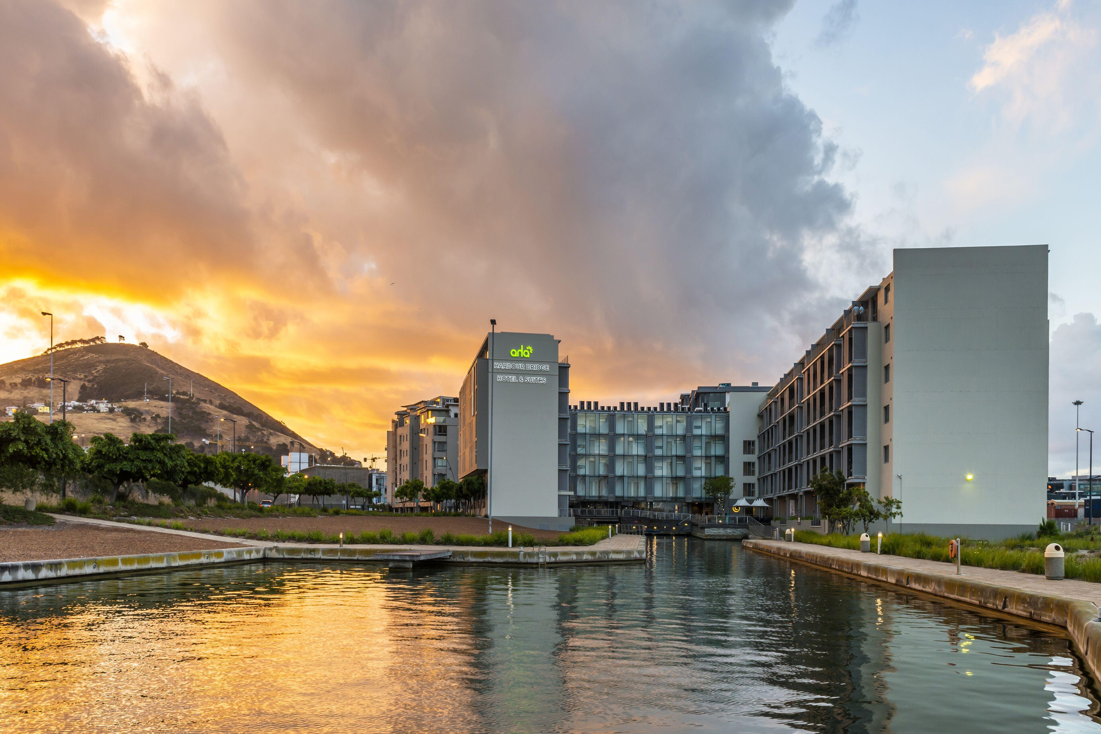 4 Central Hotels in Foreshore Worth Booking in Cape Town