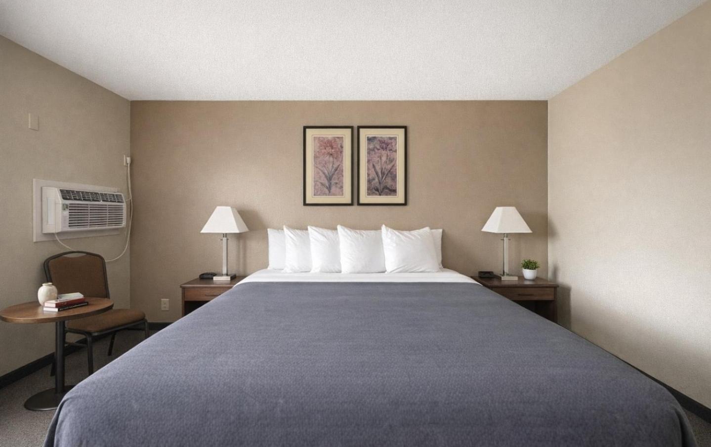 Staying Near Grand Canyon: 4 Budget Hotels Compared