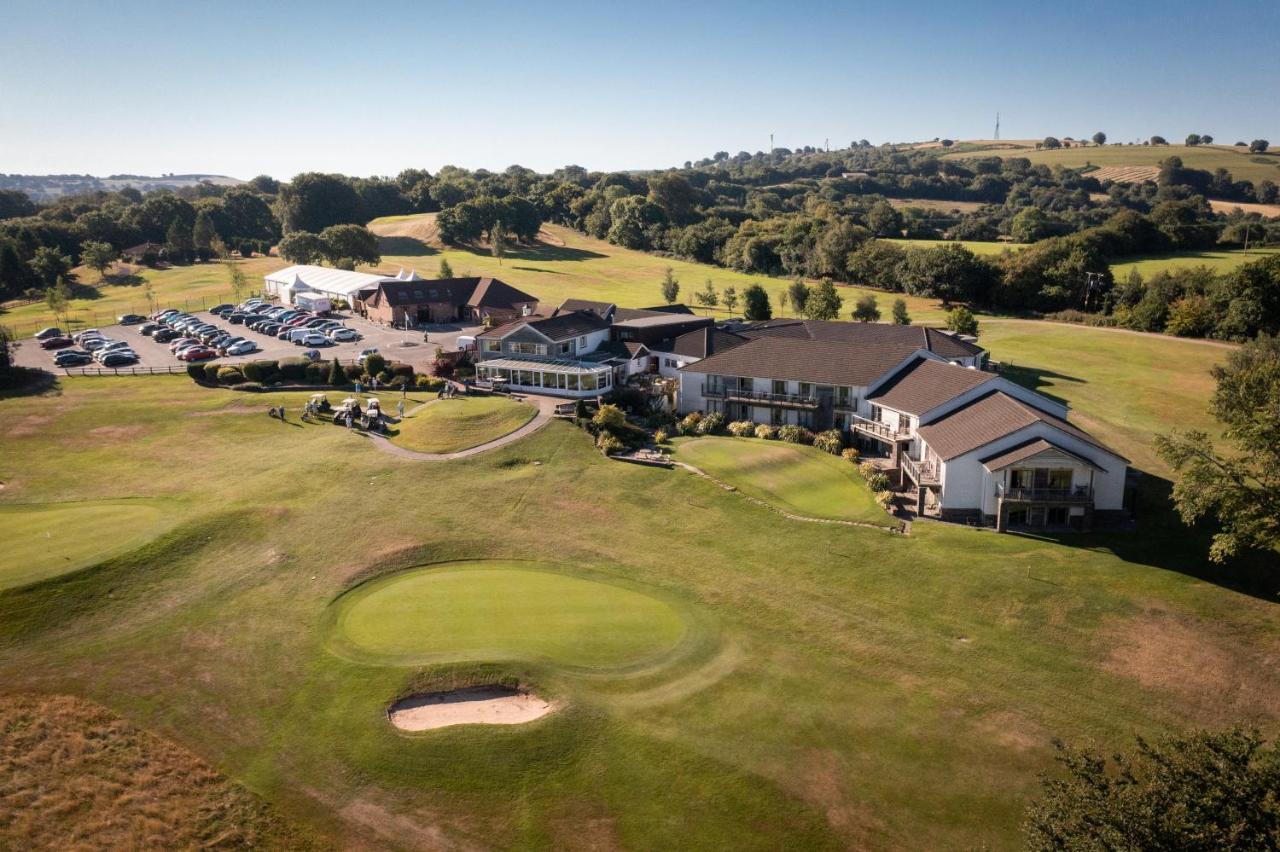 Staying In South Wales: 5 Luxury Hotels Compared